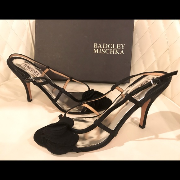 Badgley Mischka Shoes - NEW Badgley Mischka Black Satin Shoes